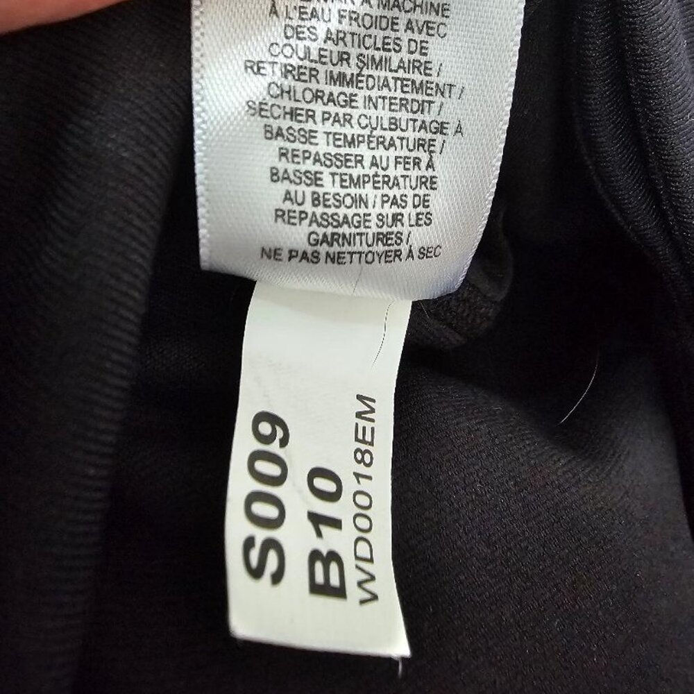 GAIAM Black flared leggings 2 pair size Medium - Picture 6 of 8